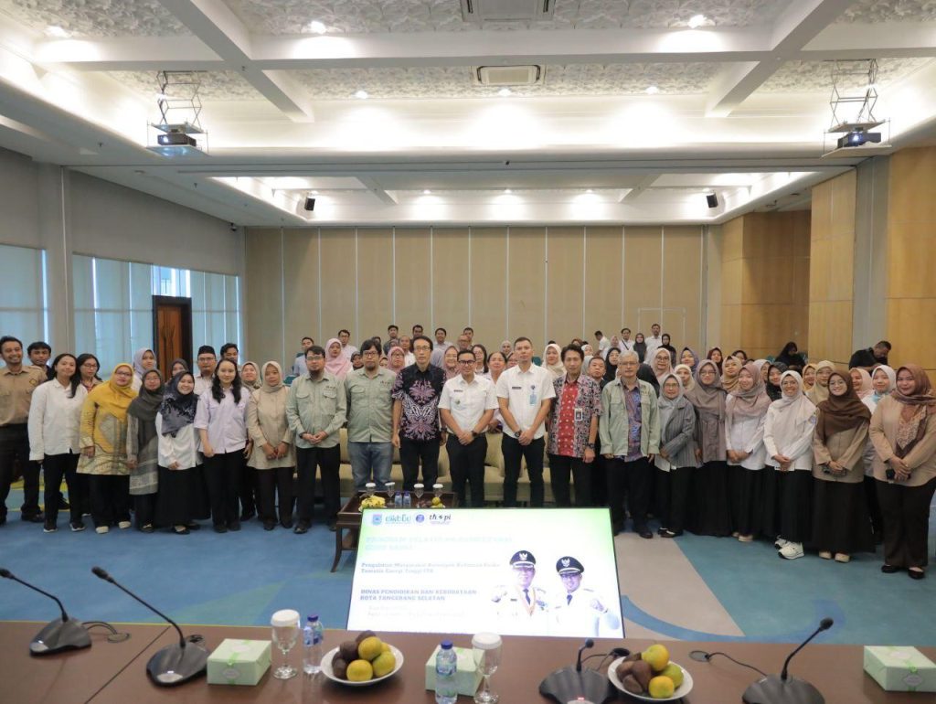 Pelatihan Guru IPA oleh Kelompok Keilmuan Fisika Teoretik Energi Tinggi (FTETi) ITB dan Pemkot Tangsel